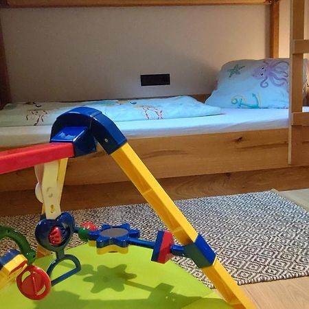 Aenna Apart Prutz Exterior foto